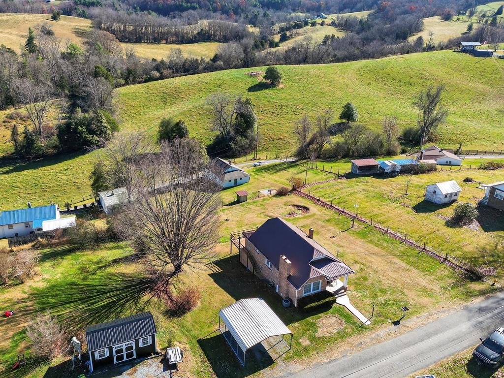 22247 Lincoln Circle