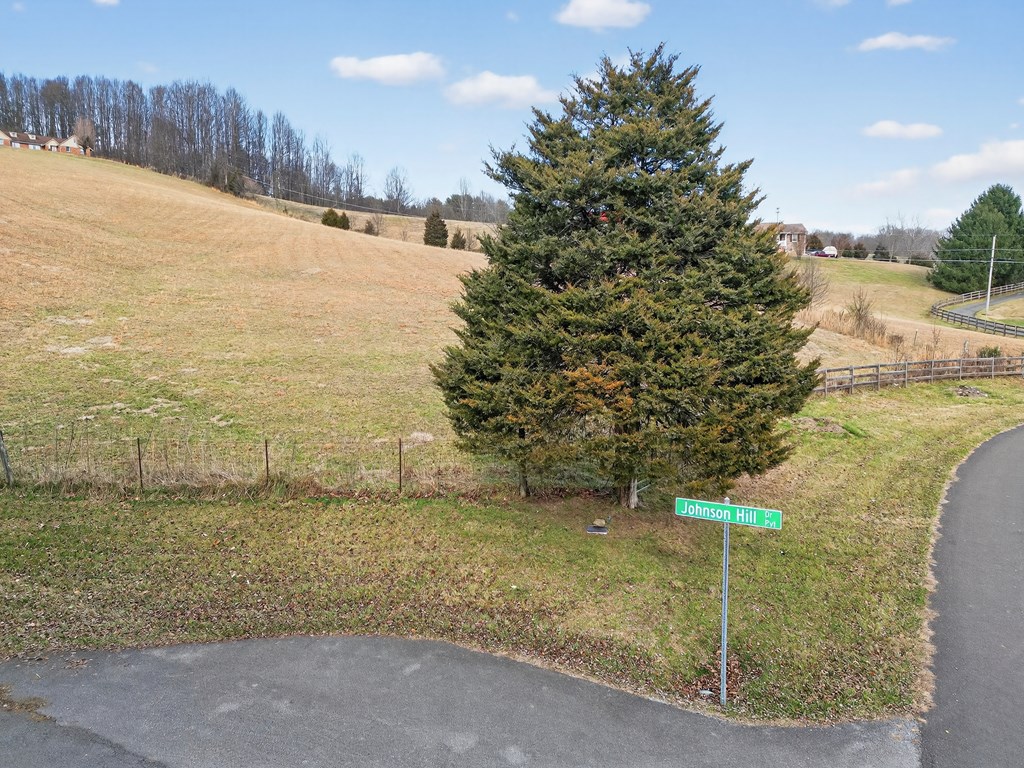1.26 AC Stone Mountain Road