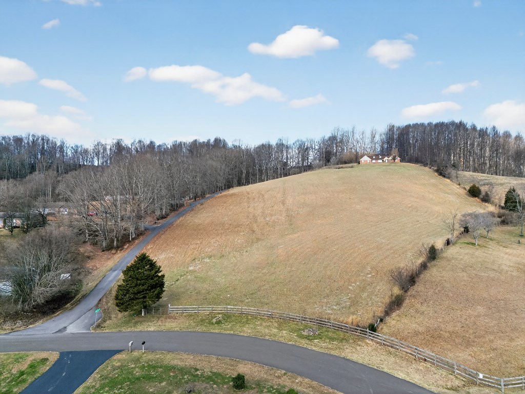 1.26 AC Stone Mountain Road
