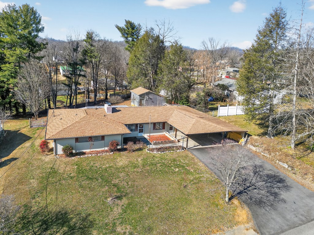 228 Sioux Road