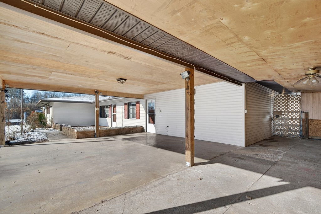 228 Sioux Road