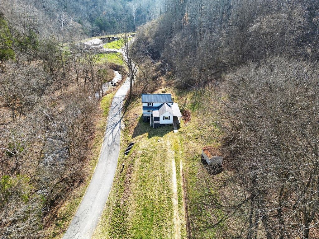 240 Beaver Creek Rd