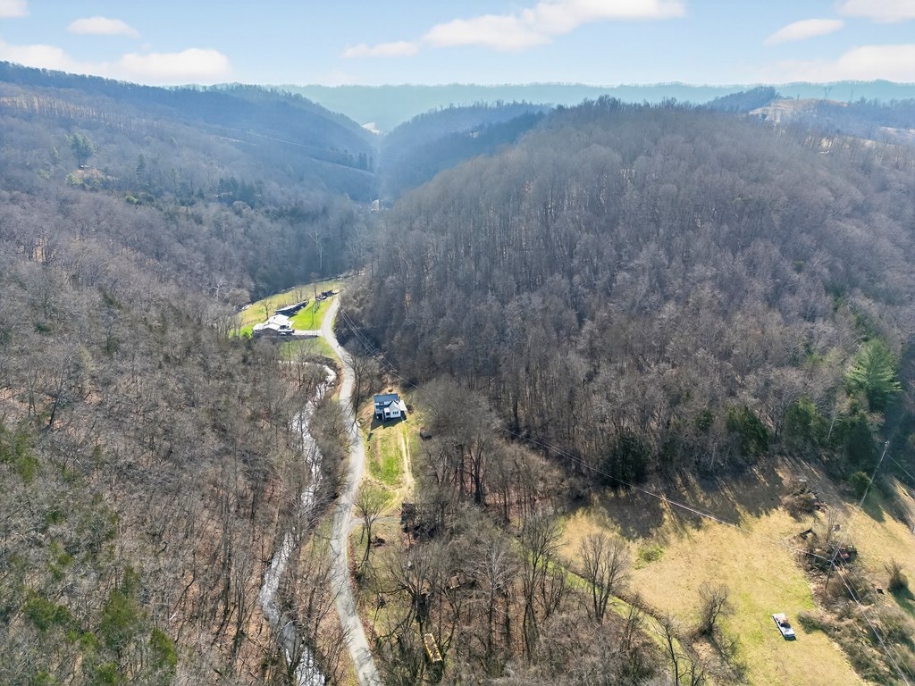240 Beaver Creek Rd