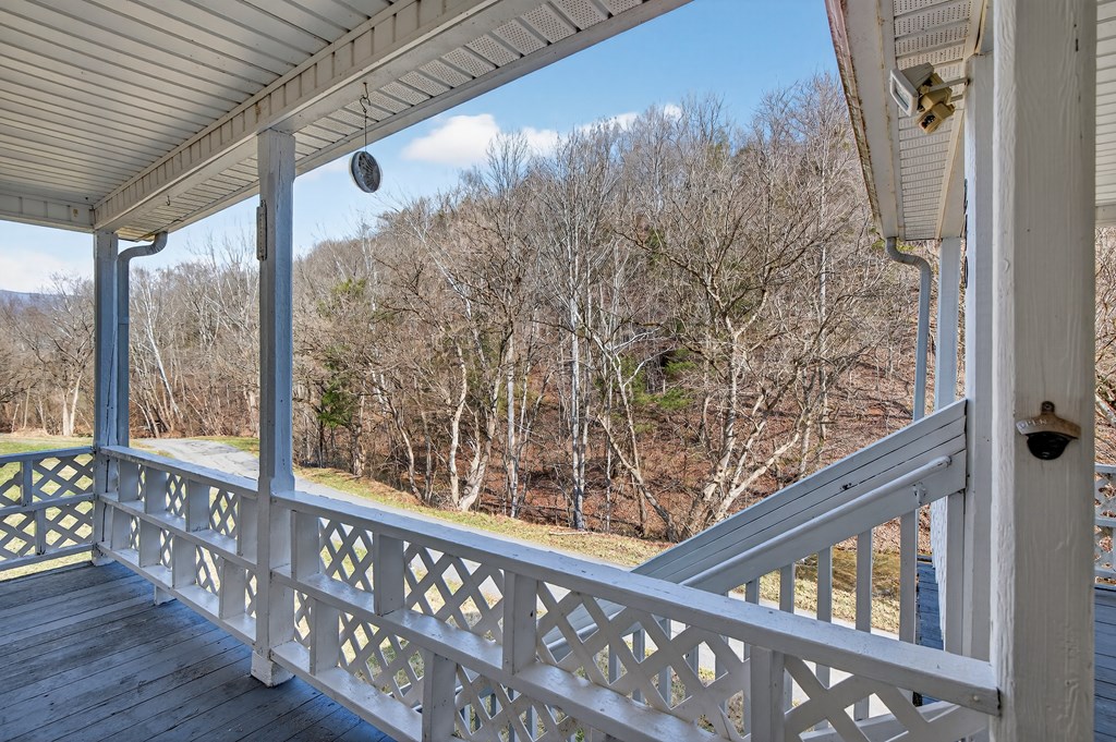 240 Beaver Creek Rd