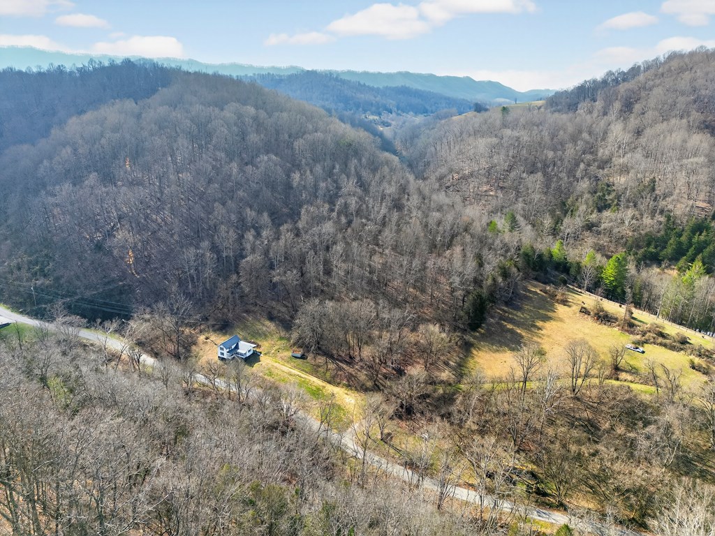 240 Beaver Creek Rd
