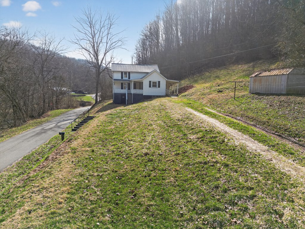 240 Beaver Creek Rd
