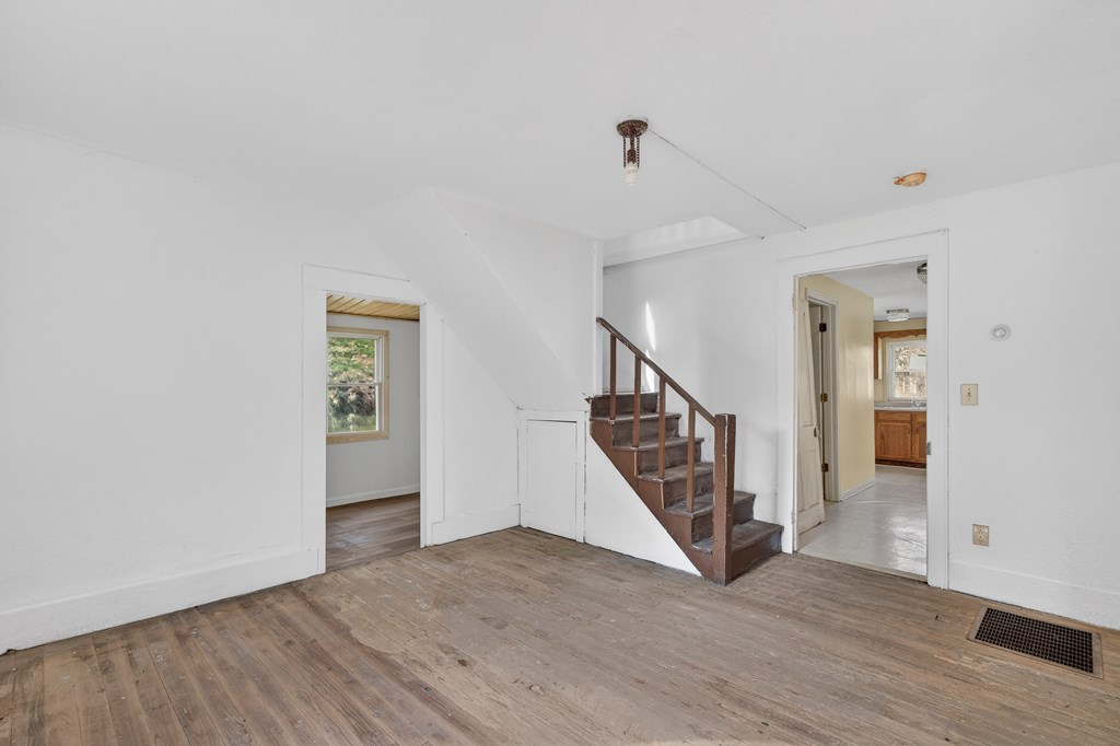 240 Beaver Creek Rd