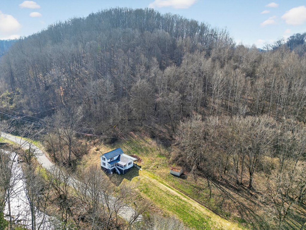 240 Beaver Creek Rd