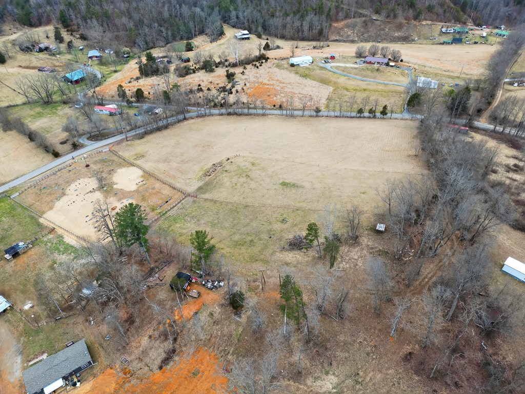 1.41 AC Twin Oaks Rd