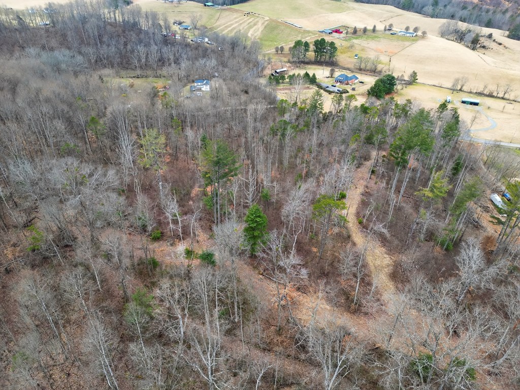 9.00 AC Twin Oaks Rd