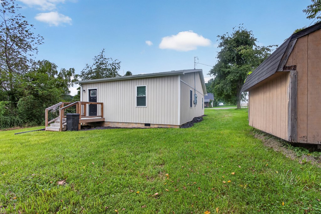 1255 W Spiller St