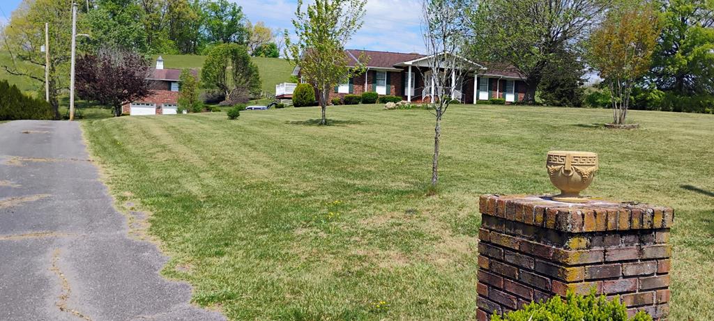 16471 Spring Valley Rd