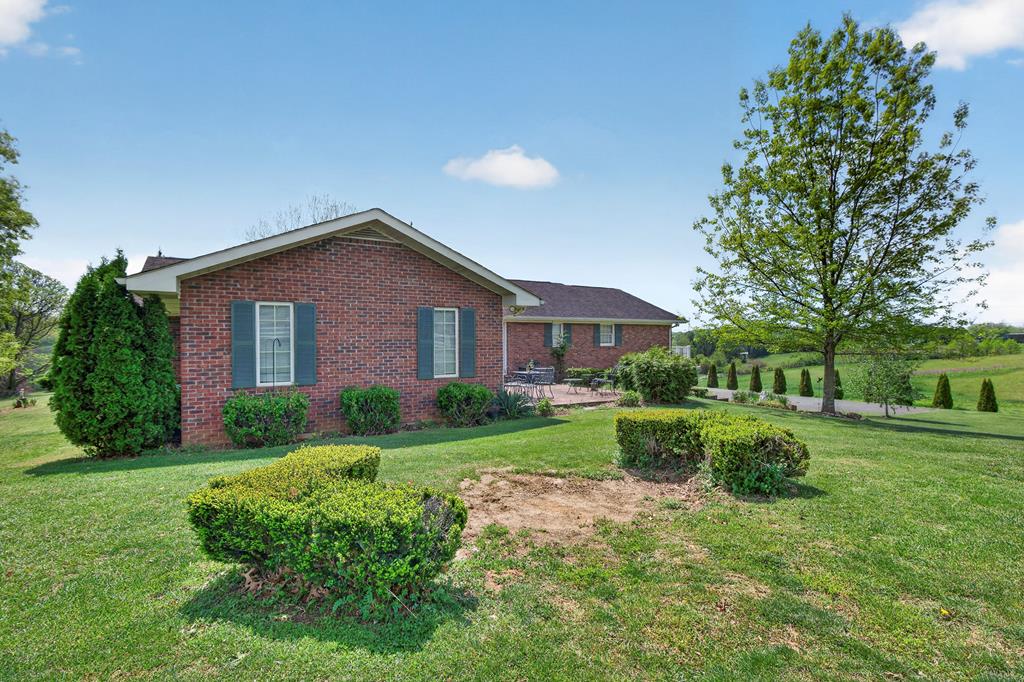16471 Spring Valley Rd