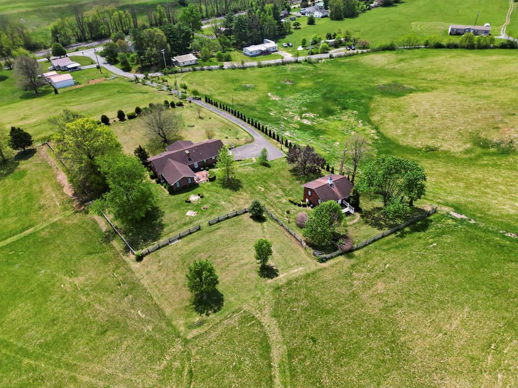 16471 Spring Valley Rd