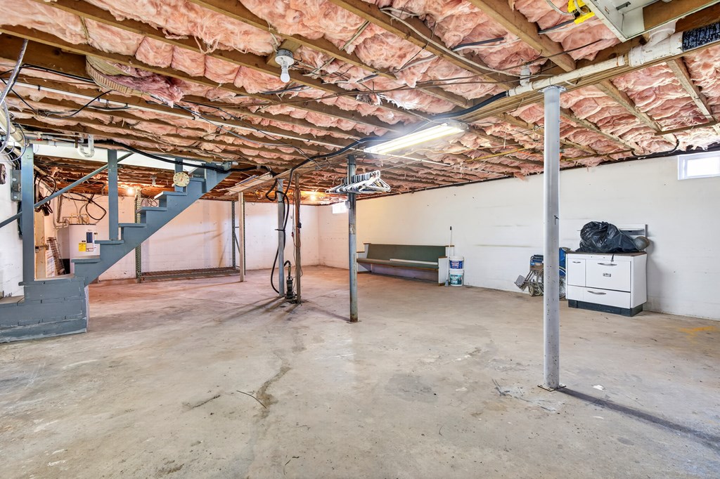 111 Sevier St