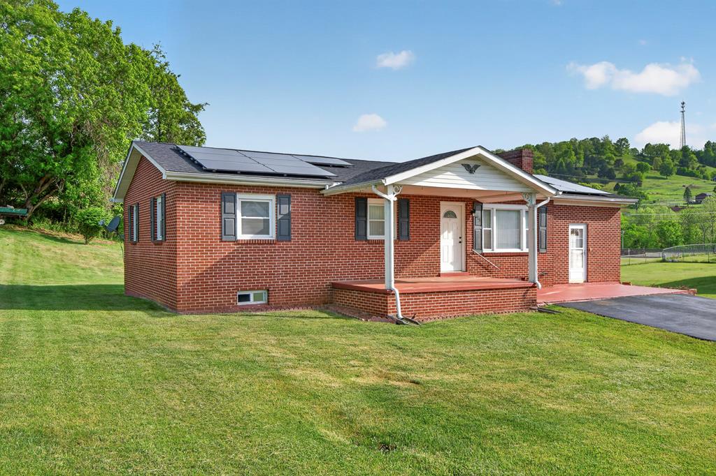 111 Sevier St