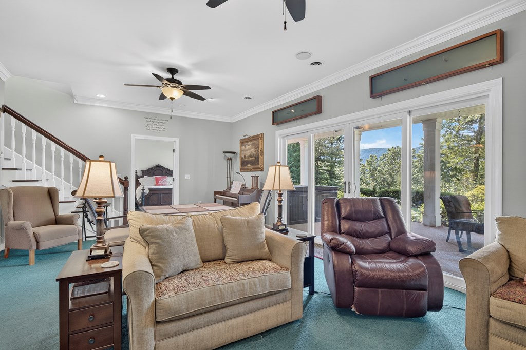 1577 Stoney Battery Road