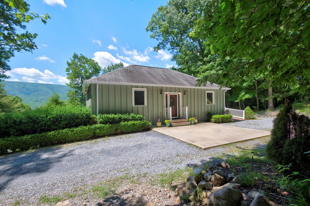 1577 Stoney Battery Road