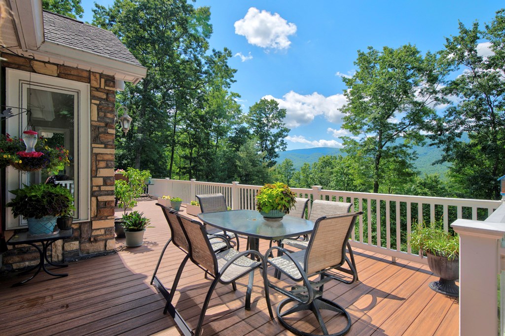 1577 Stoney Battery Road