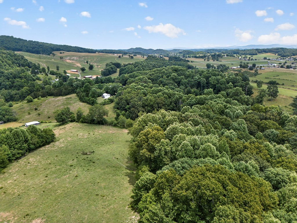 14.08AC Benhams Road