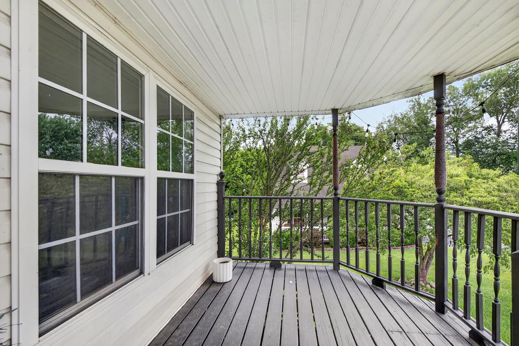 684 Hallock Circle