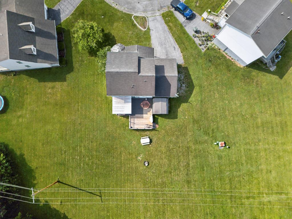 684 Hallock Circle