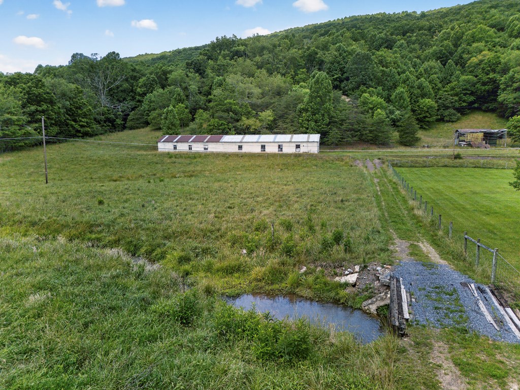 30 AC Cleghorn Valley Rd