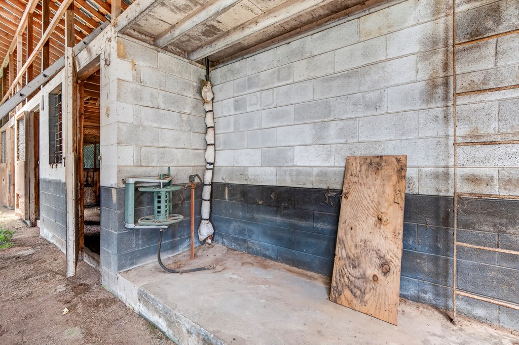 30 AC Cleghorn Valley Rd