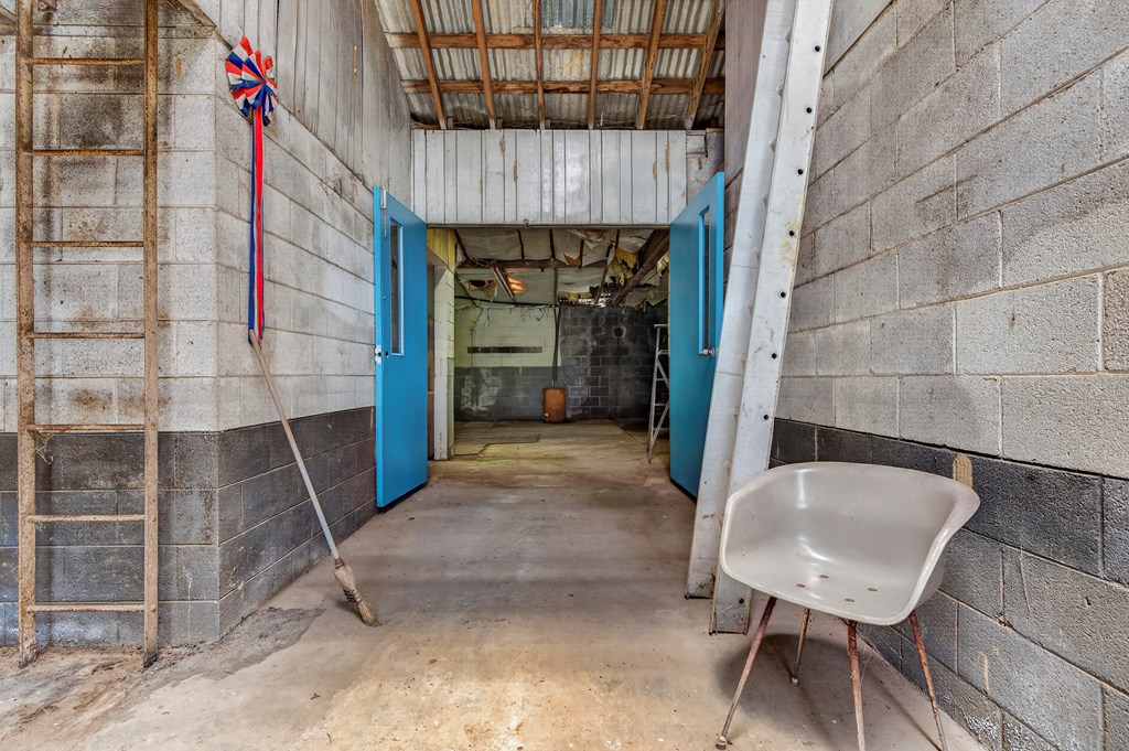 30 AC Cleghorn Valley Rd
