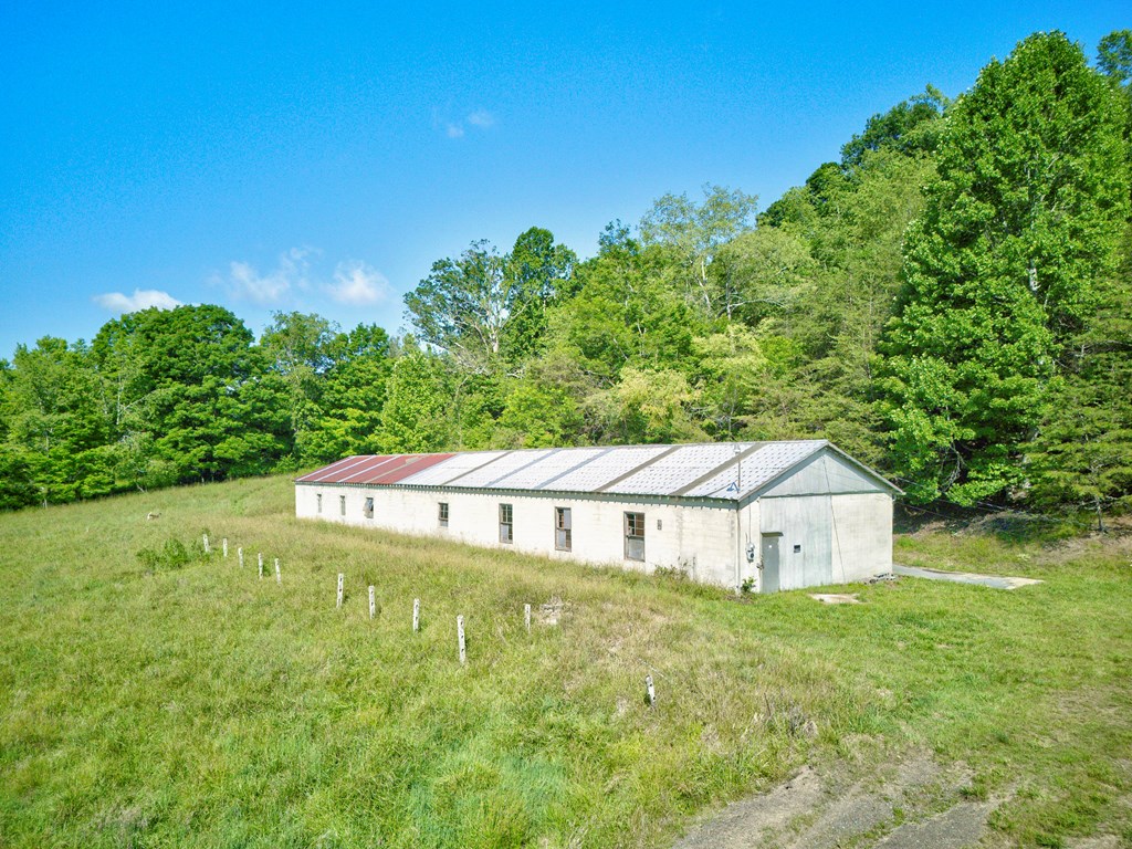 30 AC Cleghorn Valley Rd