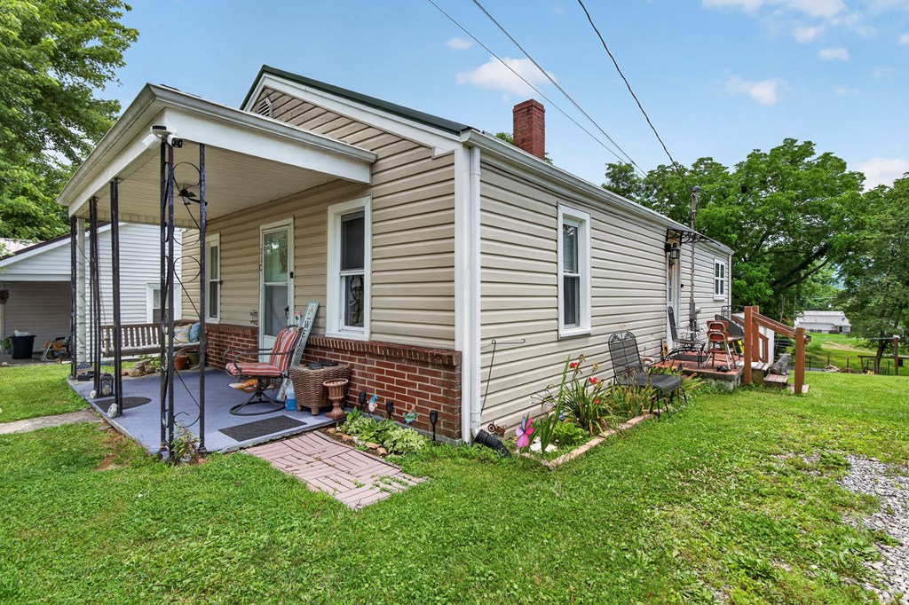 110 Wolfe Ave
