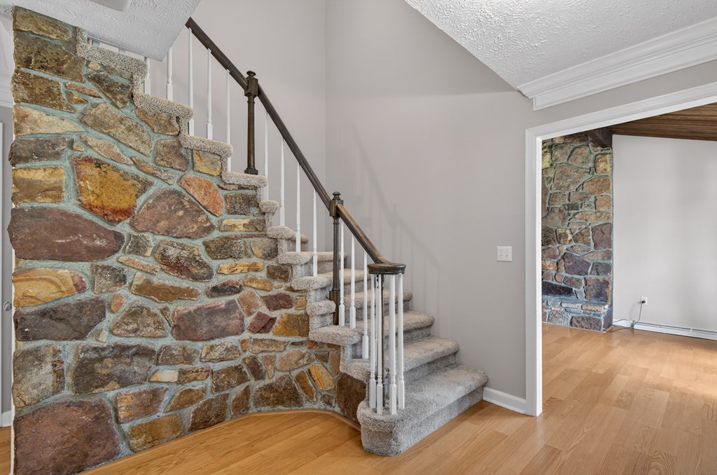 102 Sandpiper Circle