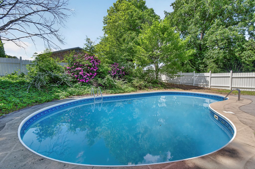 102 Sandpiper Circle