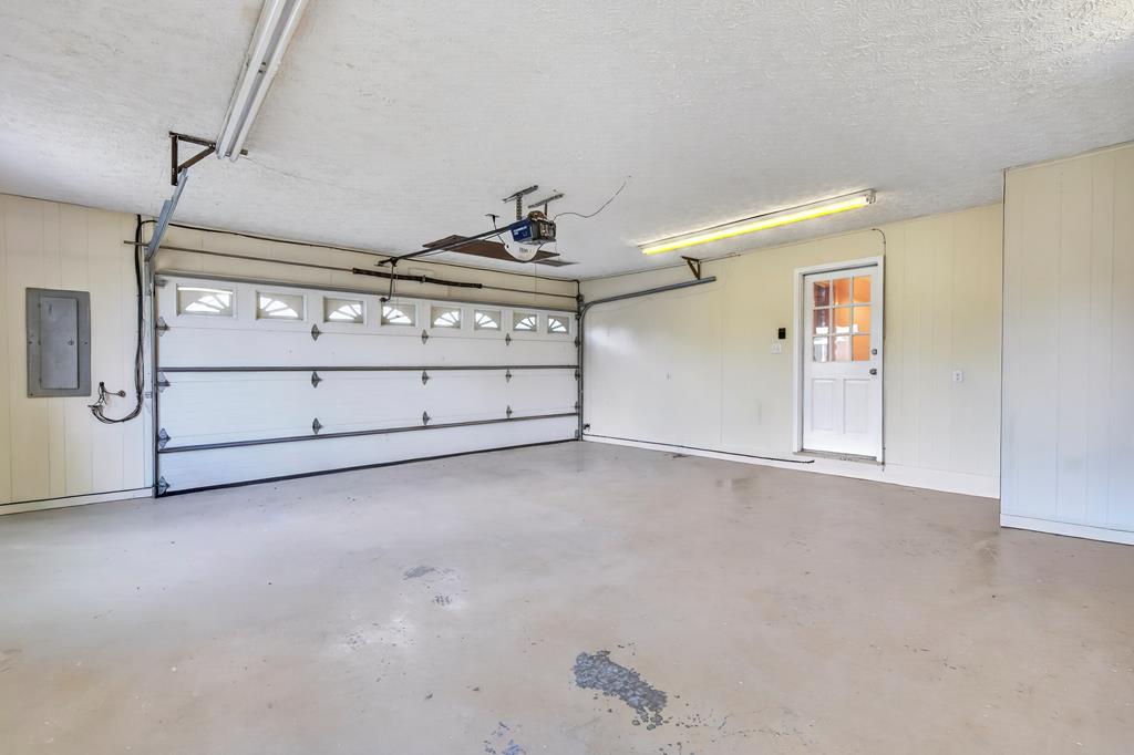 102 Sandpiper Circle