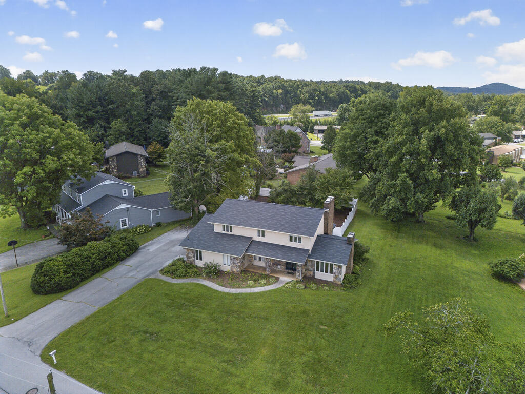 102 Sandpiper Circle