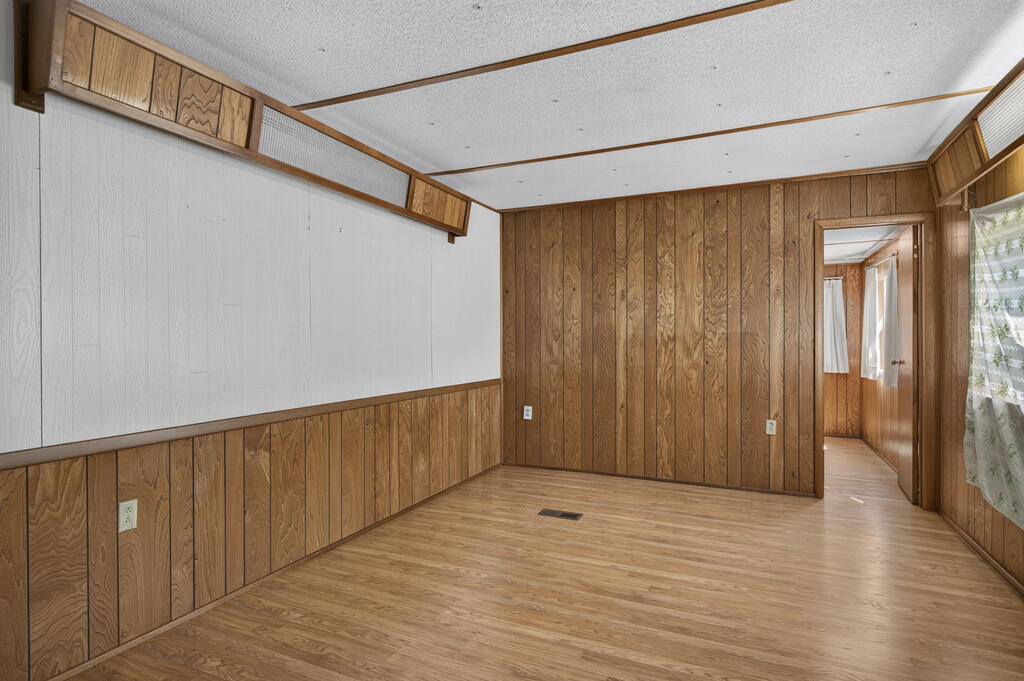 3751 River Mountain Rd