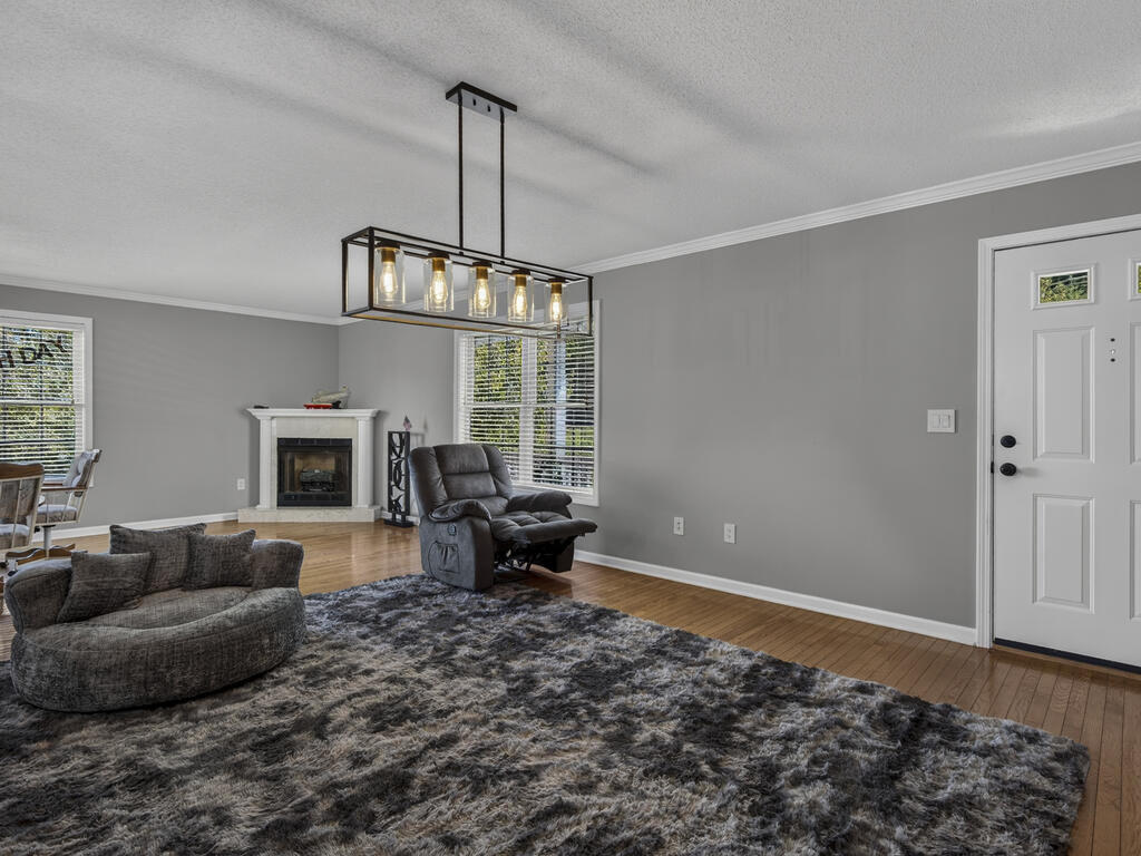 18006 Stone Mill Rd