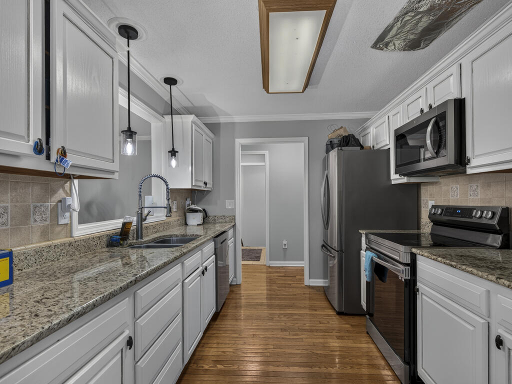 18006 Stone Mill Rd