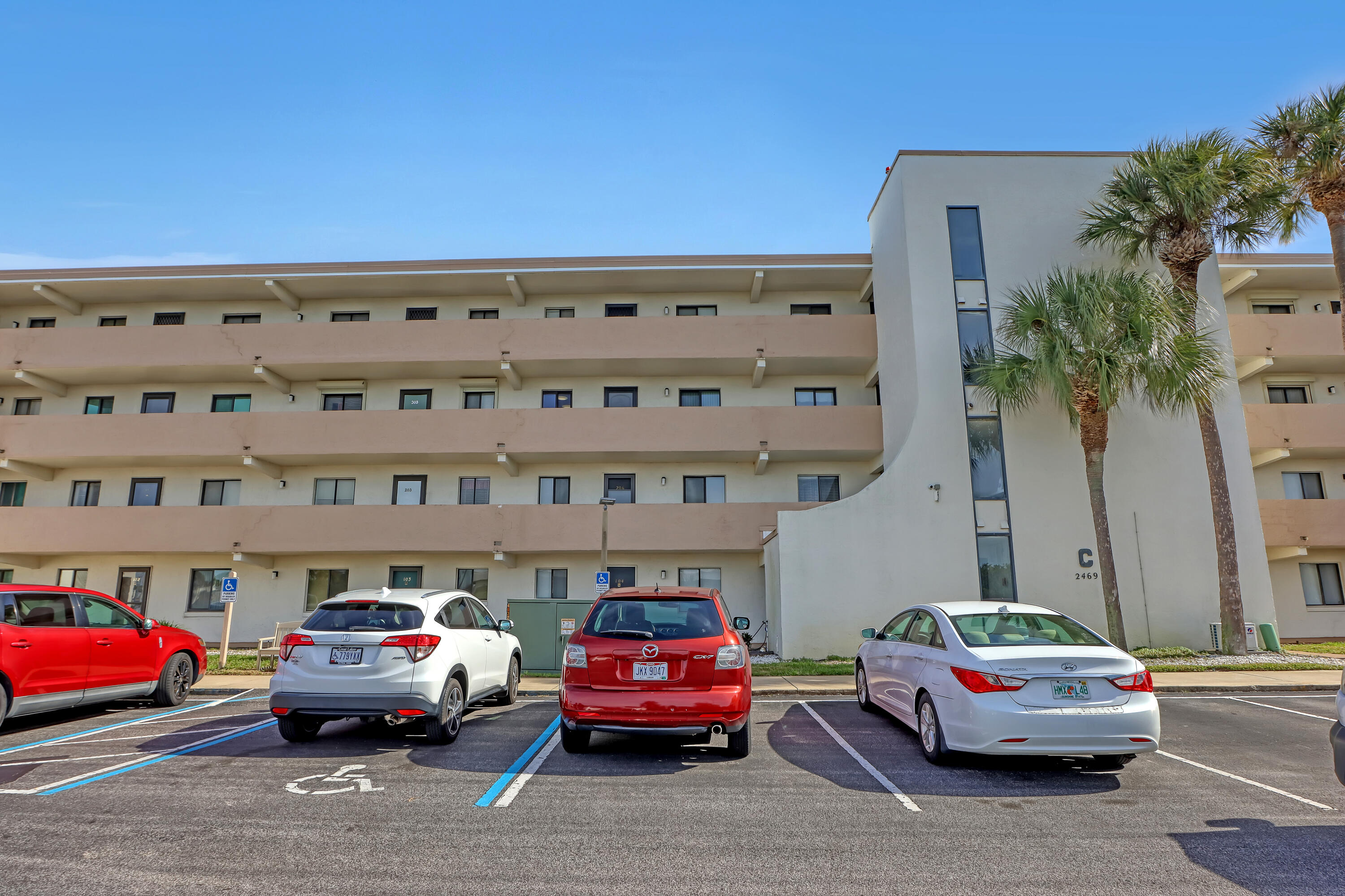 2469 S Washington Avenue, C-205