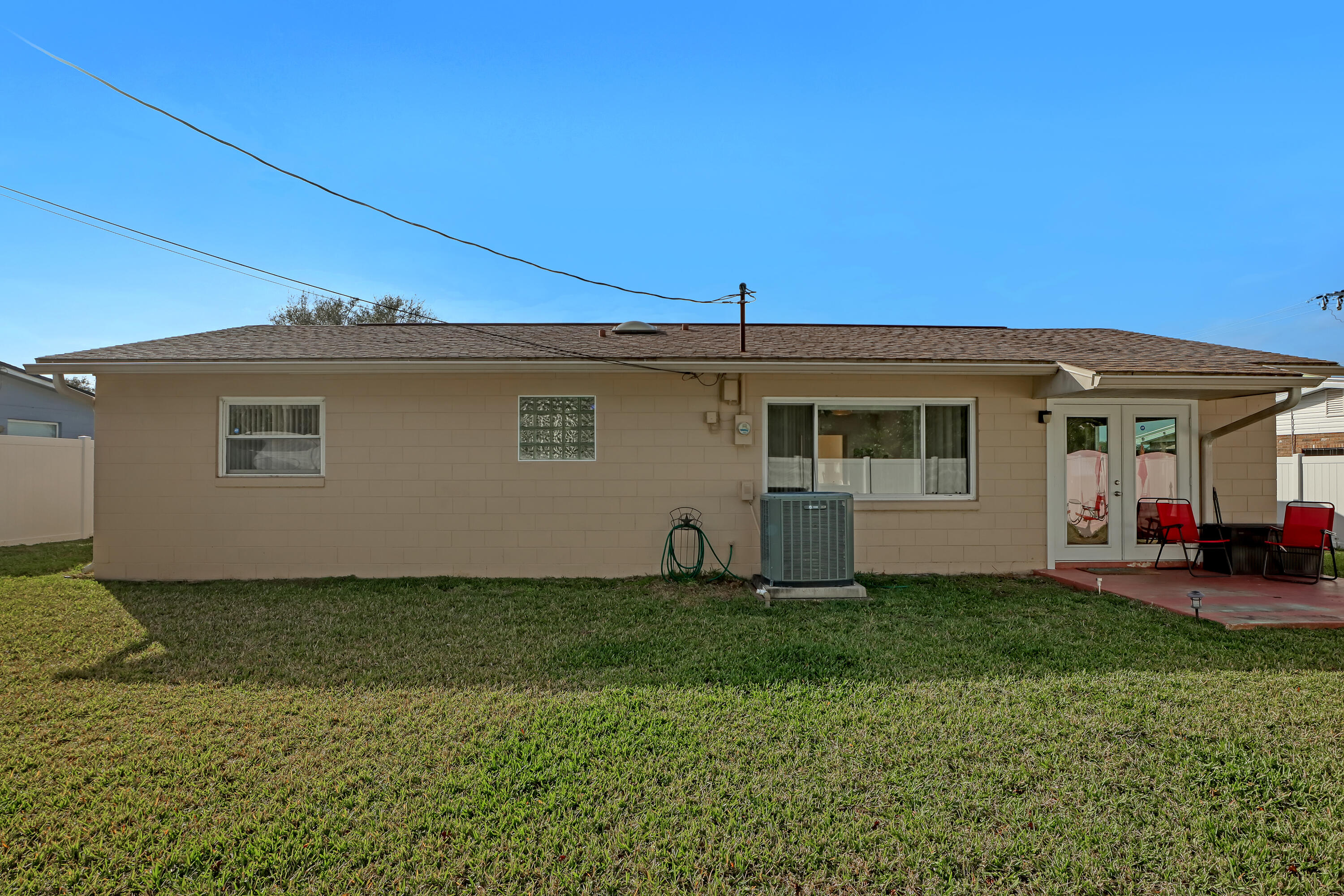 611 Clarewood Boulevard