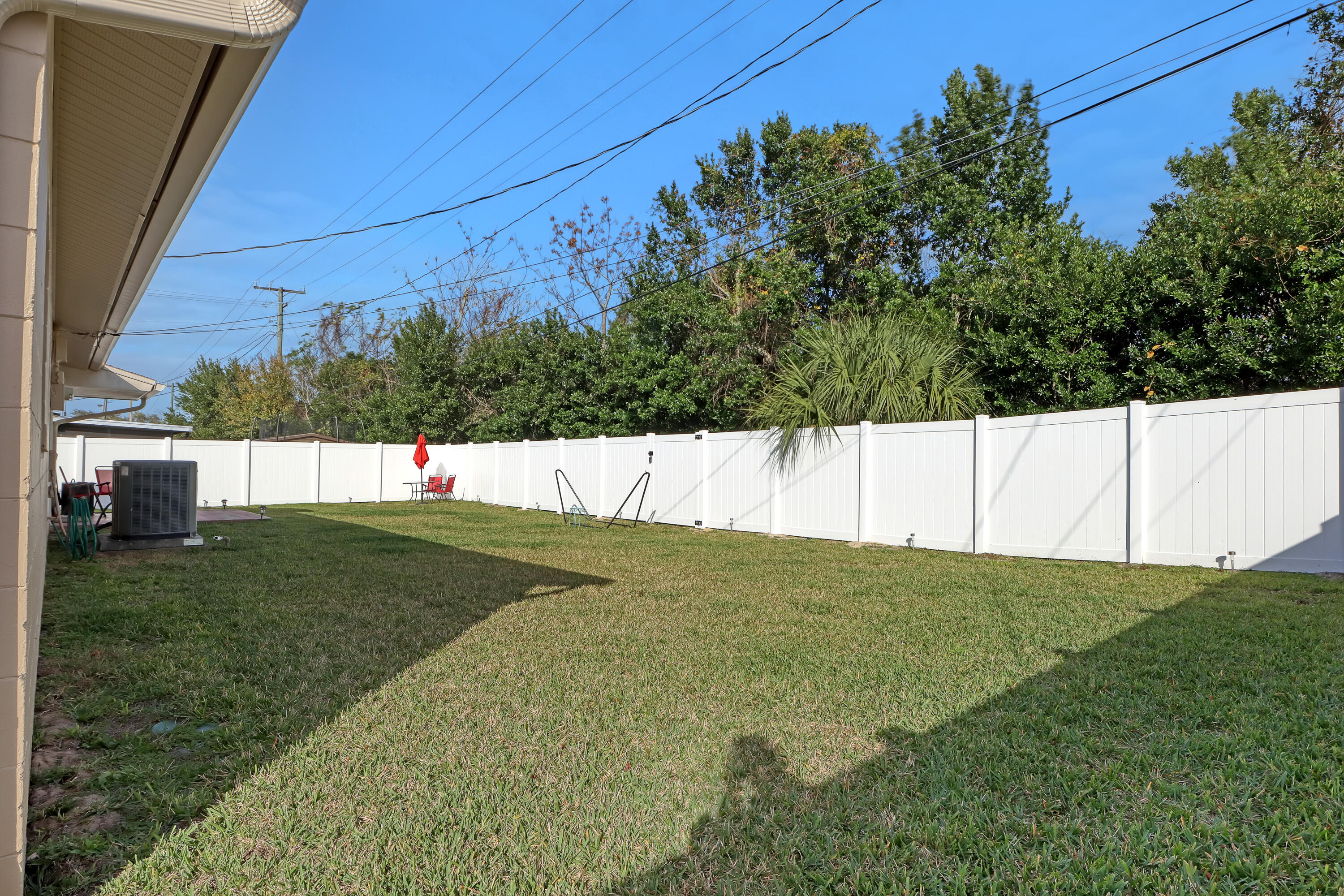 611 Clarewood Boulevard