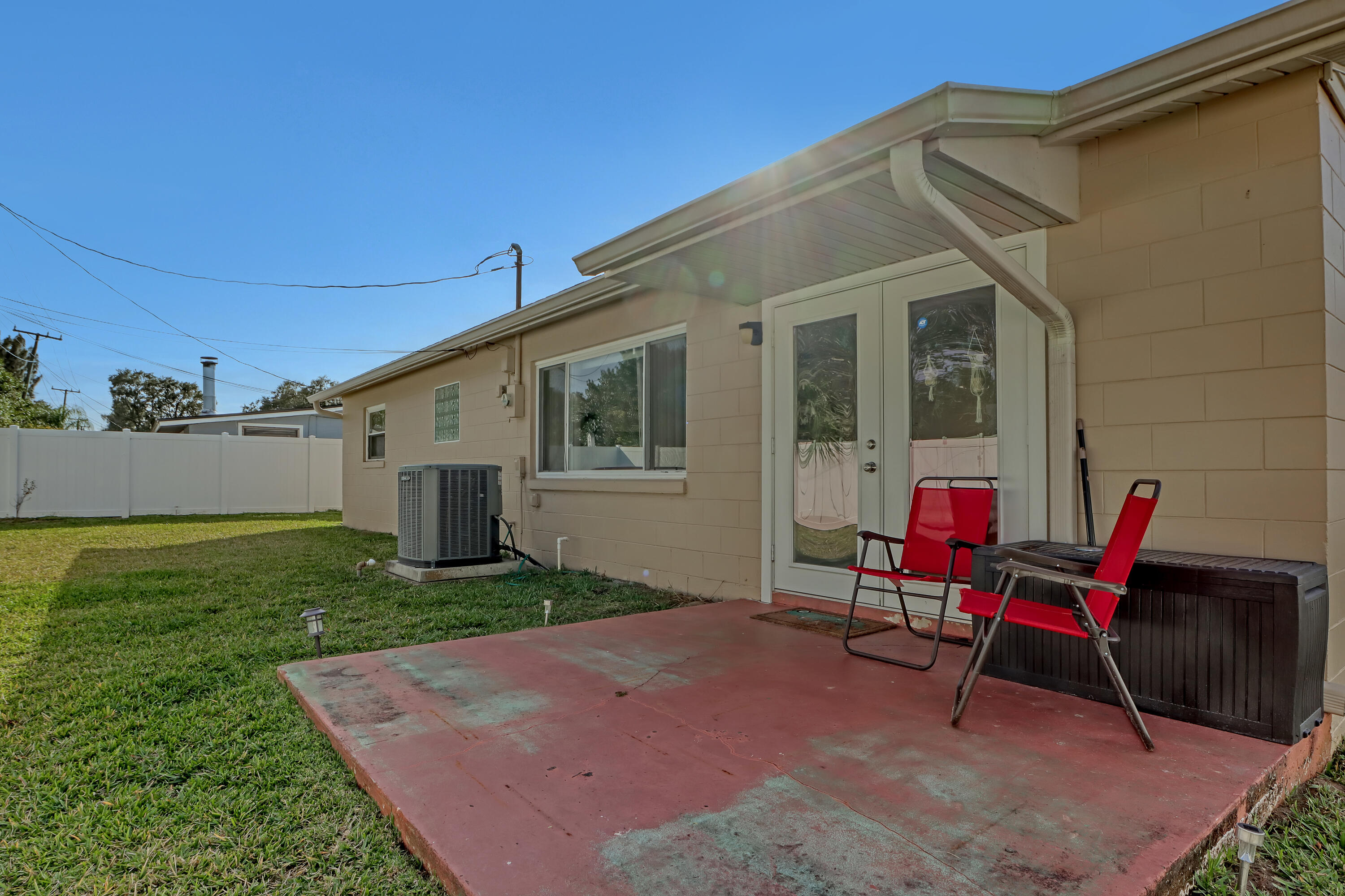 611 Clarewood Boulevard