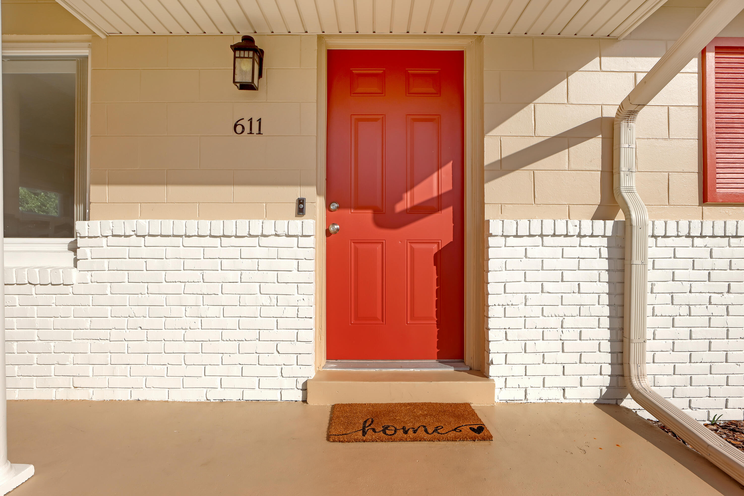 611 Clarewood Boulevard