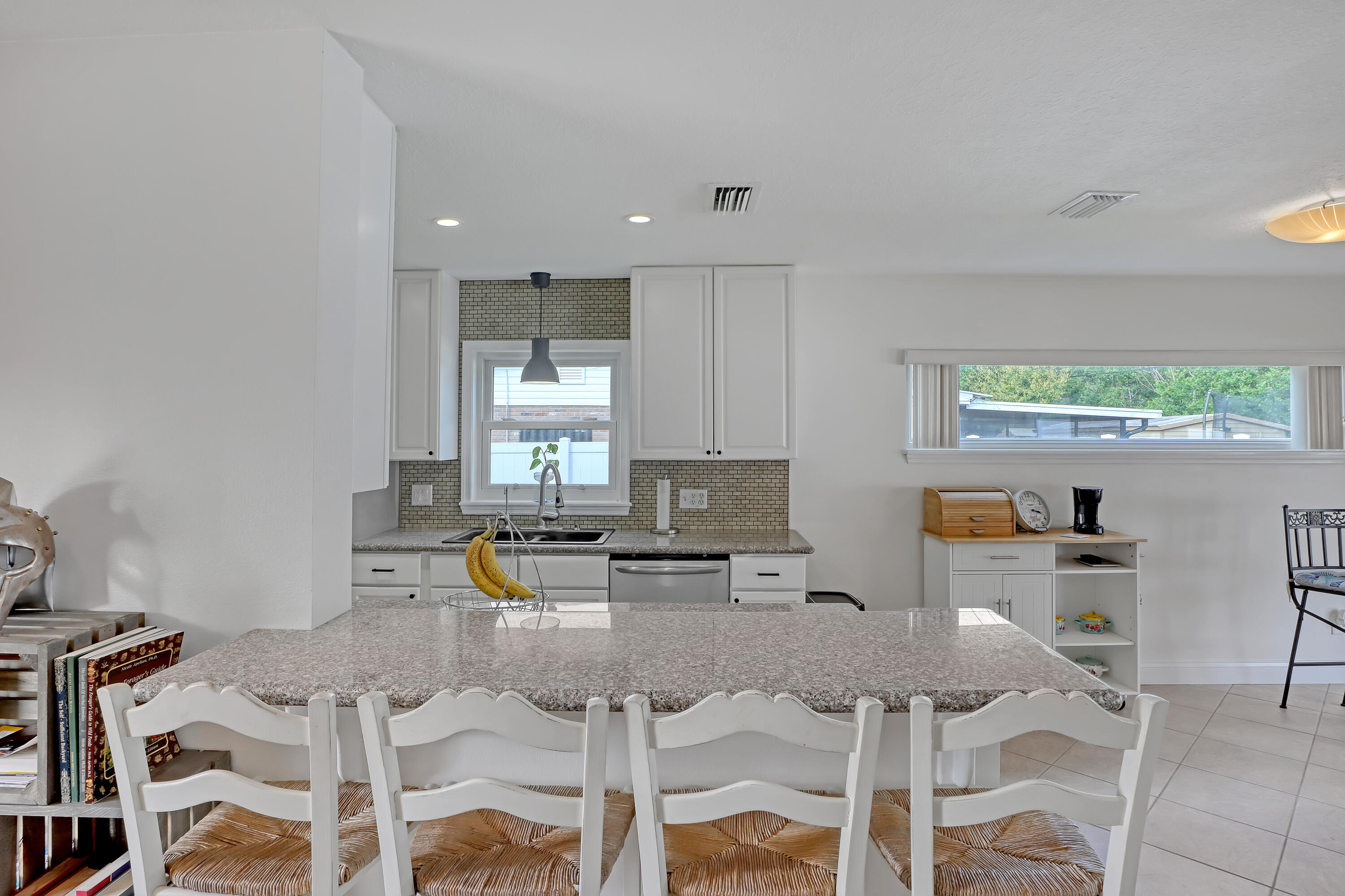 611 Clarewood Boulevard