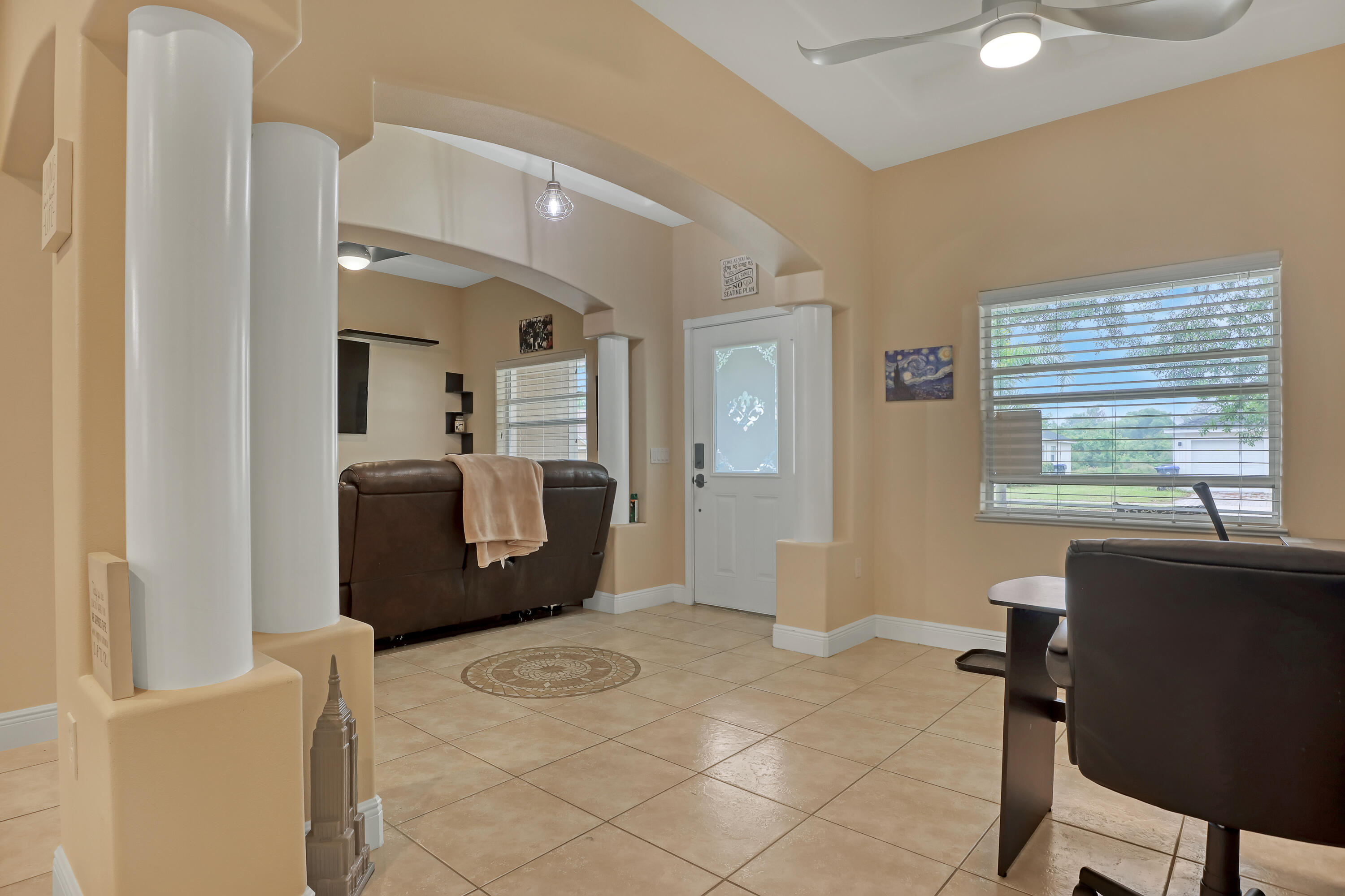 3939 Rolling Hill Drive