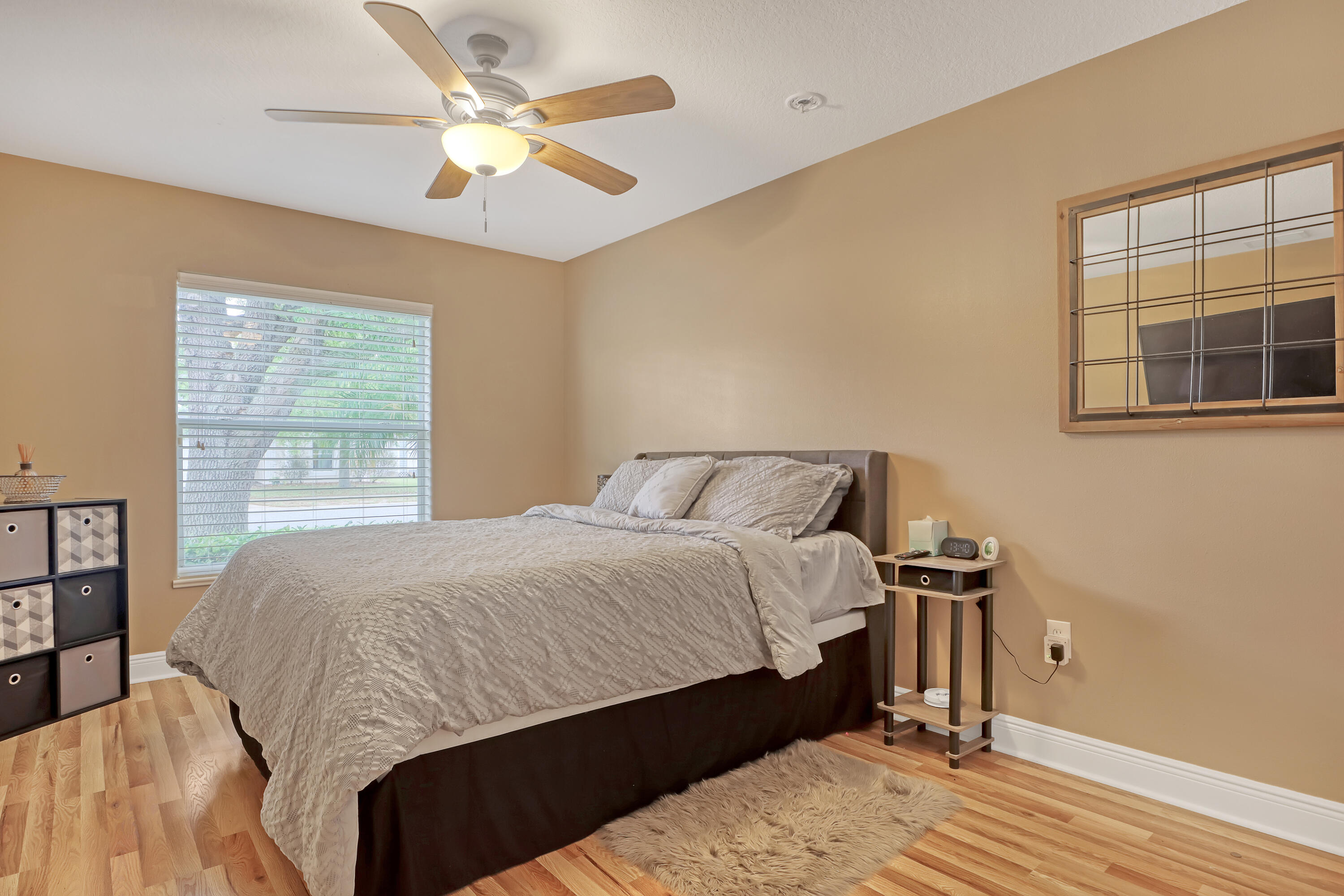 3939 Rolling Hill Drive