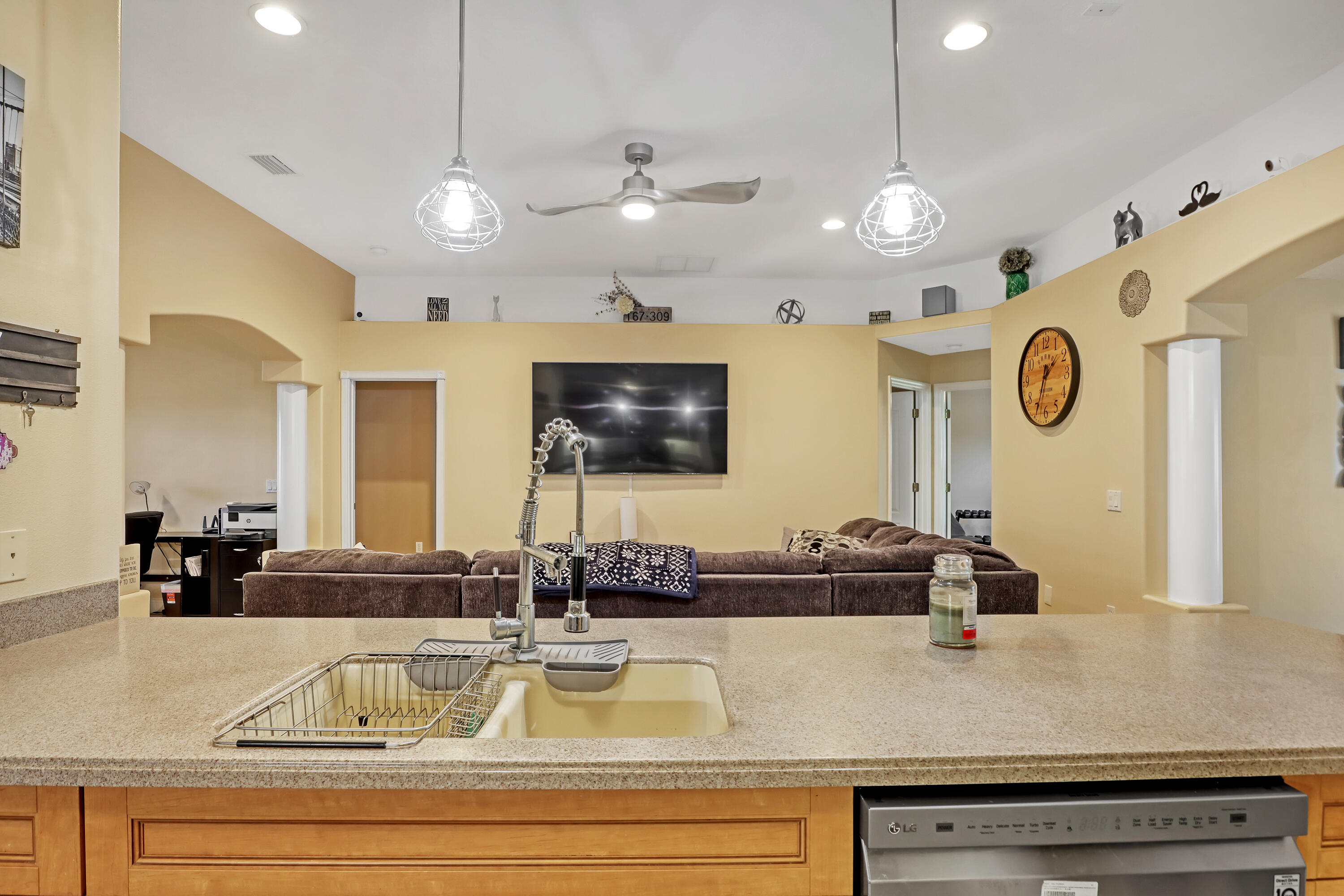 3939 Rolling Hill Drive