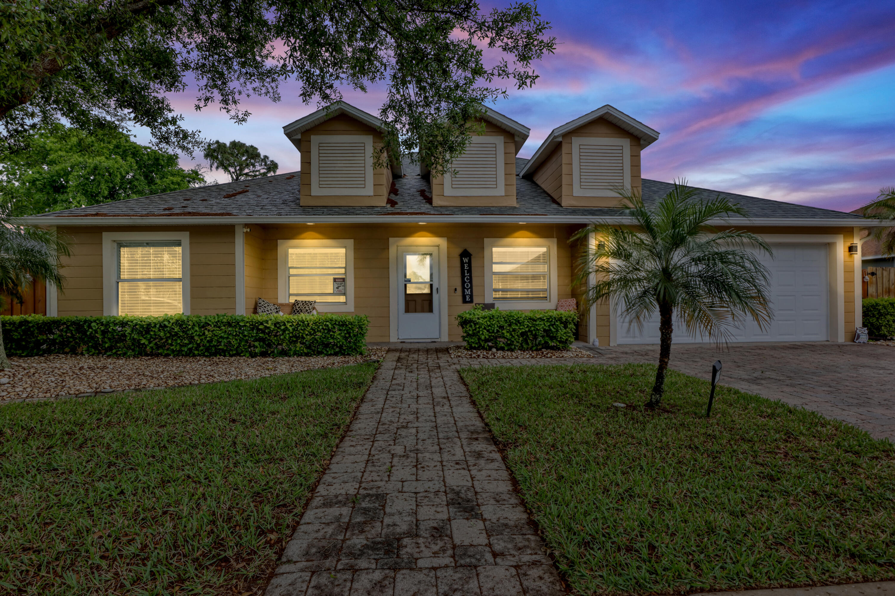 3939 Rolling Hill Drive