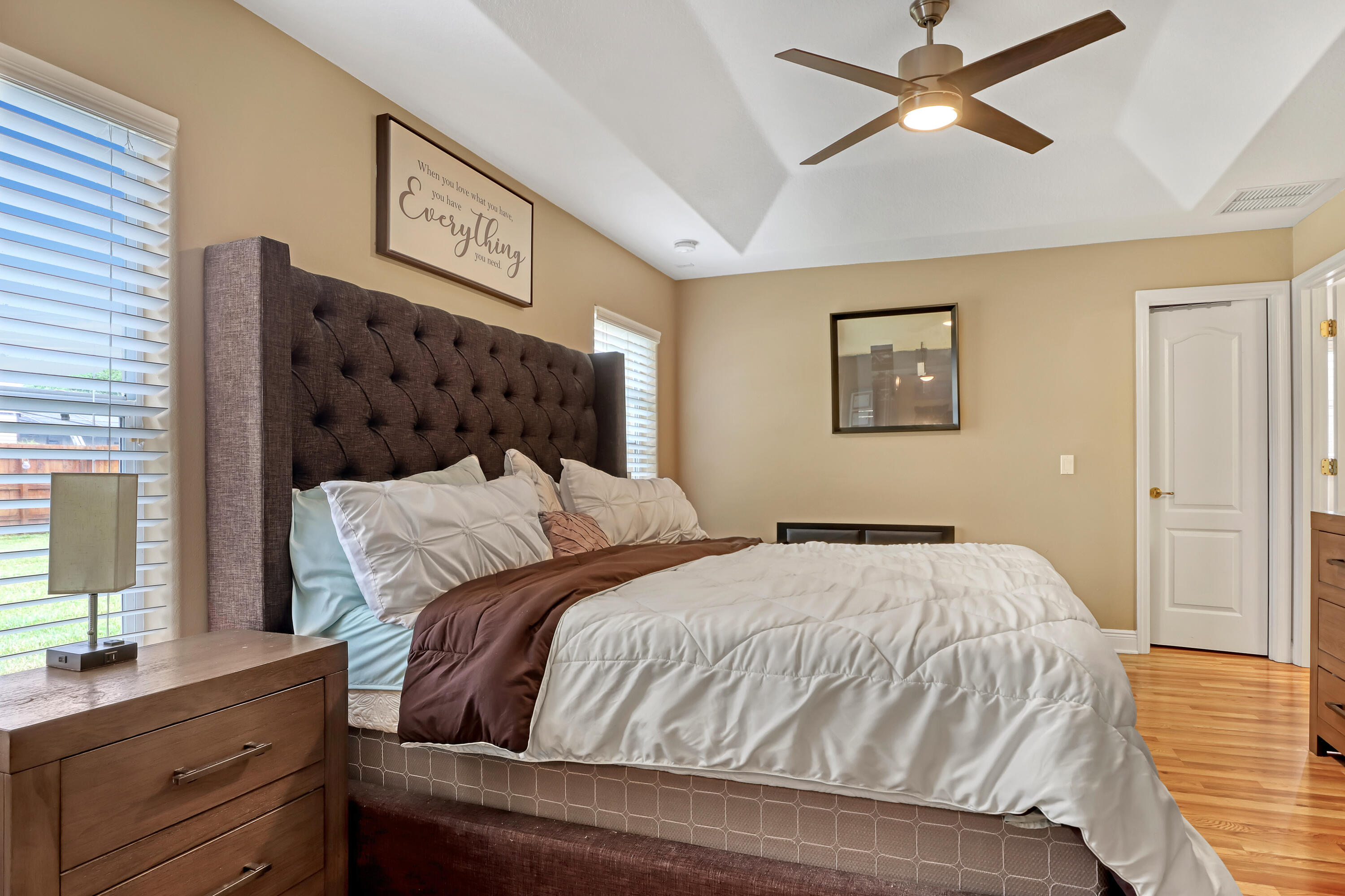 3939 Rolling Hill Drive