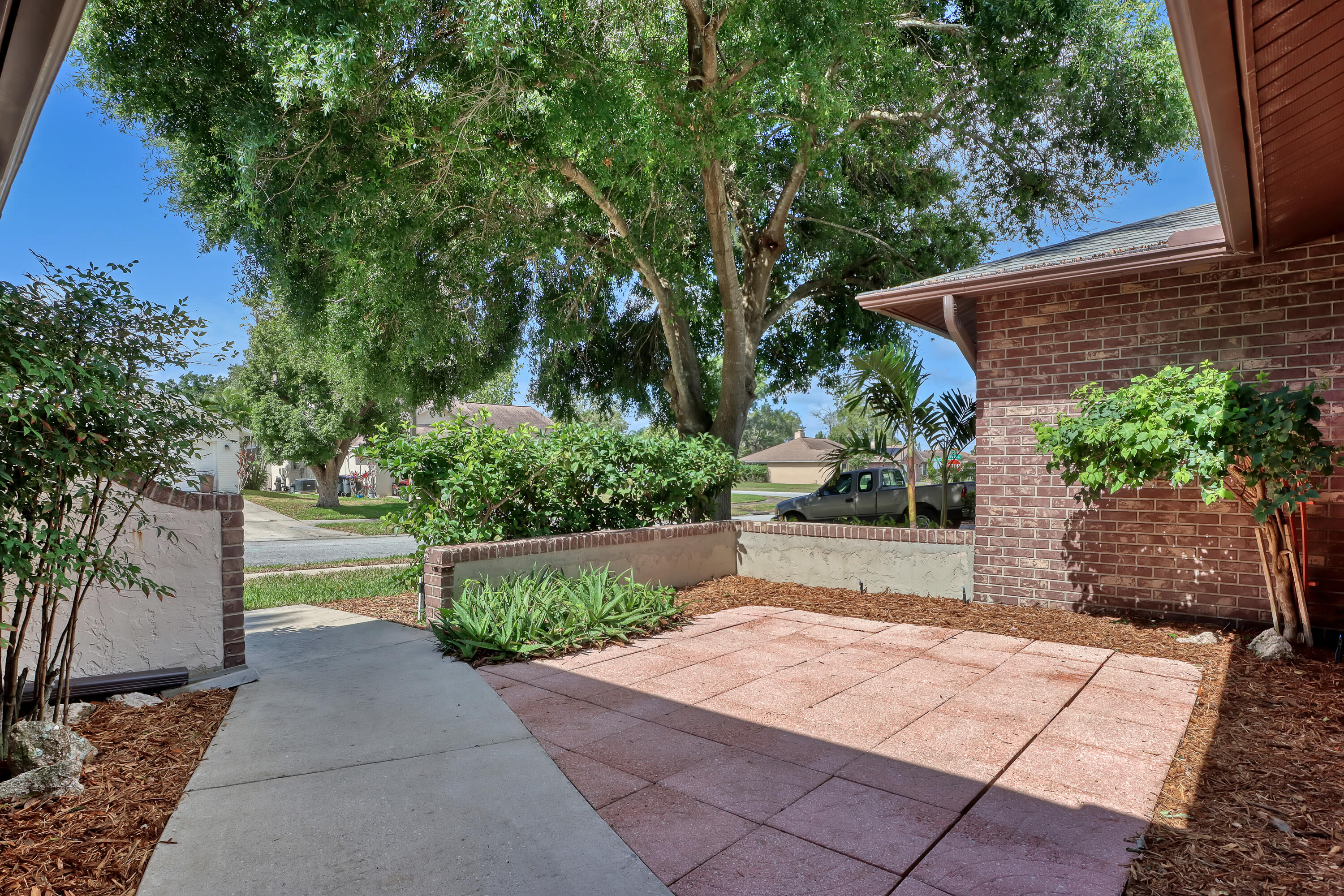1280 Muirfield Court